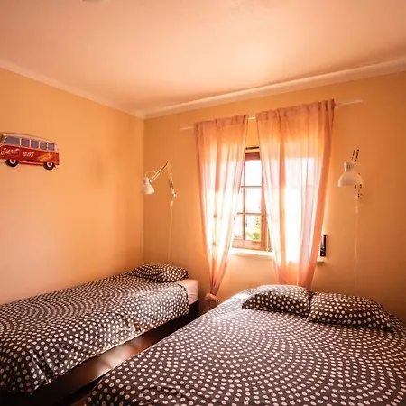Creto Village בית נופש סנטה קרוז